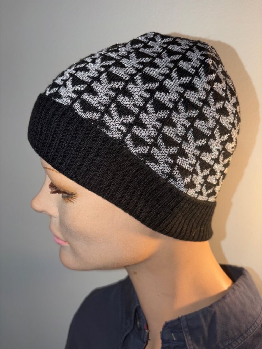 MK Knit Beanie Metallic Gold & White Ribbed Cuff Black & Silver Or White & Gold